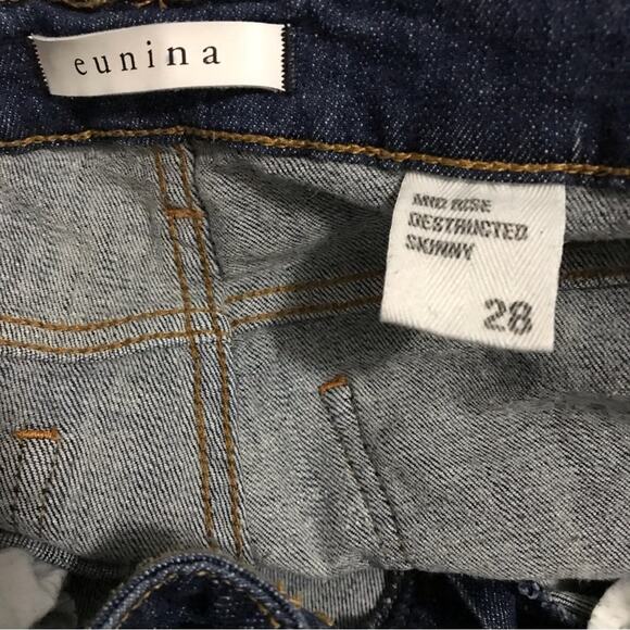 Eunina Mid Rise Destructed Skinny Jeans Size 28 - Picture 6 of 7